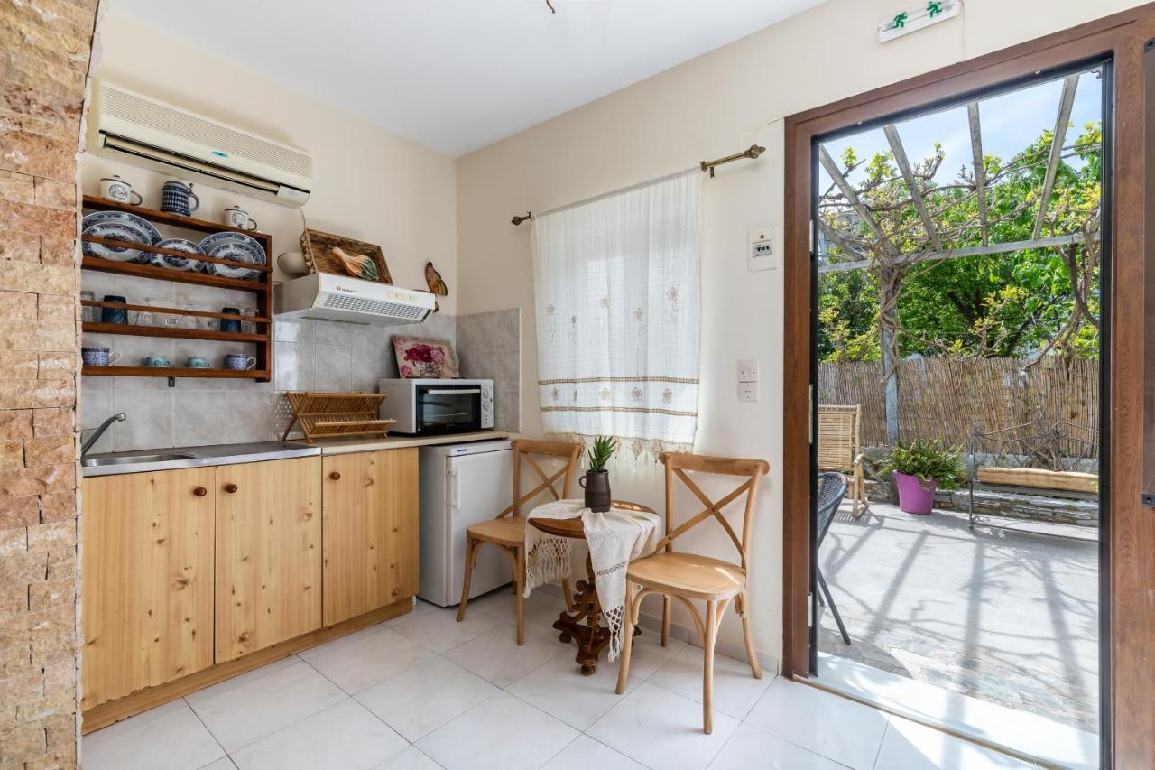 Yianna Cottage Studios Skopelos Town Ngoại thất bức ảnh
