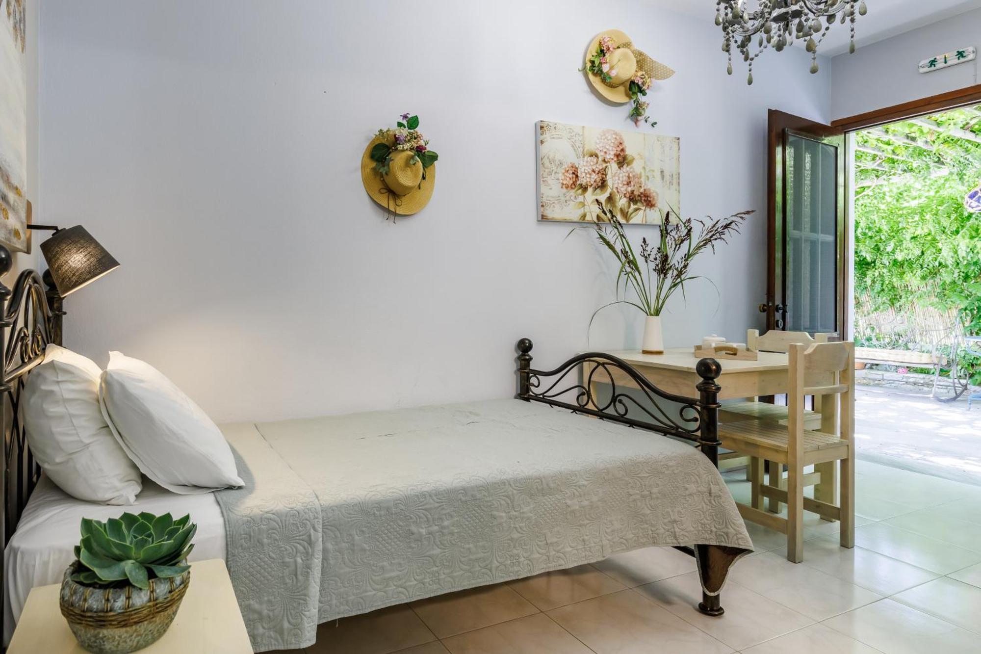 Yianna Cottage Studios Skopelos Town Ngoại thất bức ảnh